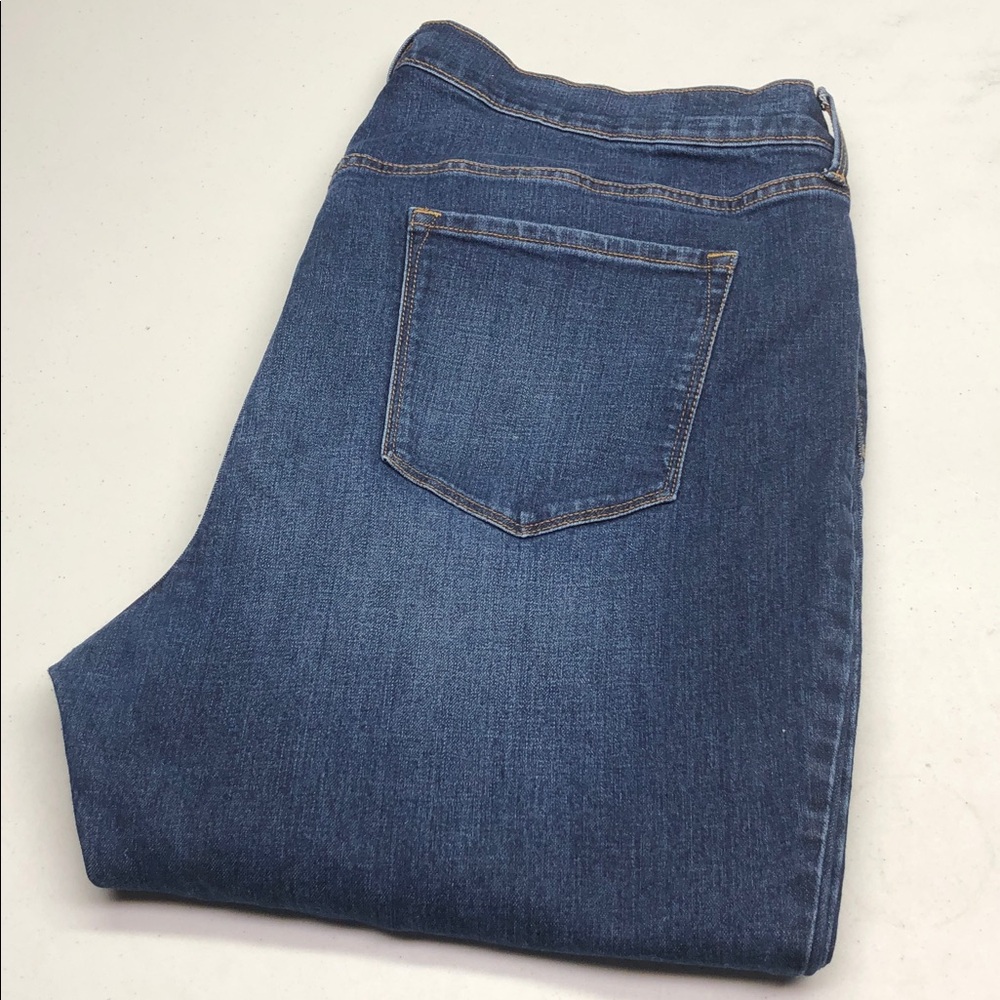 OLD NAVY MID-RISE ORIGINAL WIDE LEG STRAIGHT JEANS SIZE 18 LEN 31 ⭐️